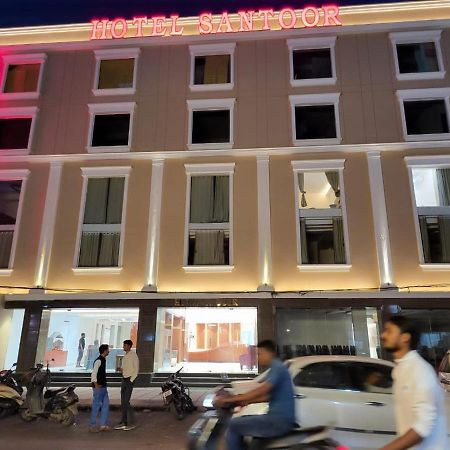 Hotel Santoor Varanasi Exterior foto