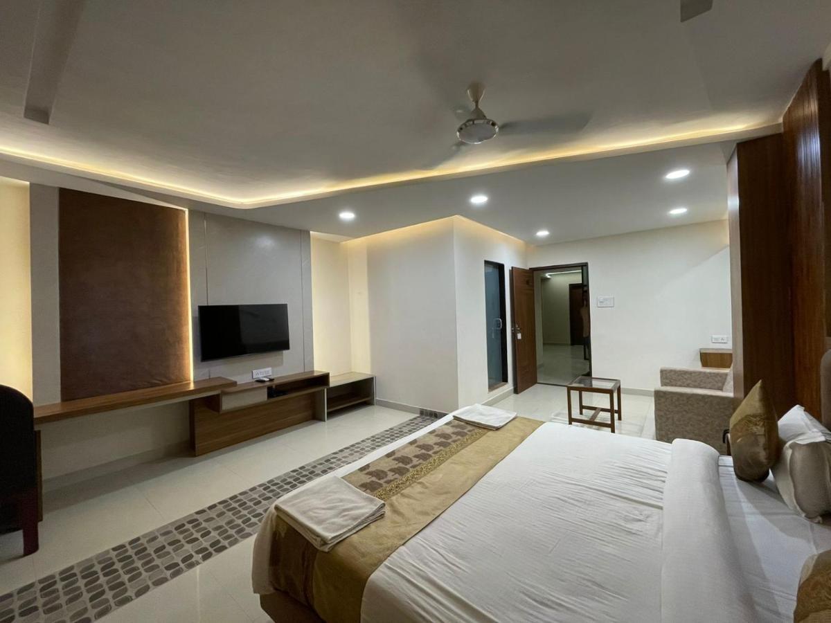 Hotel Santoor Varanasi Exterior foto