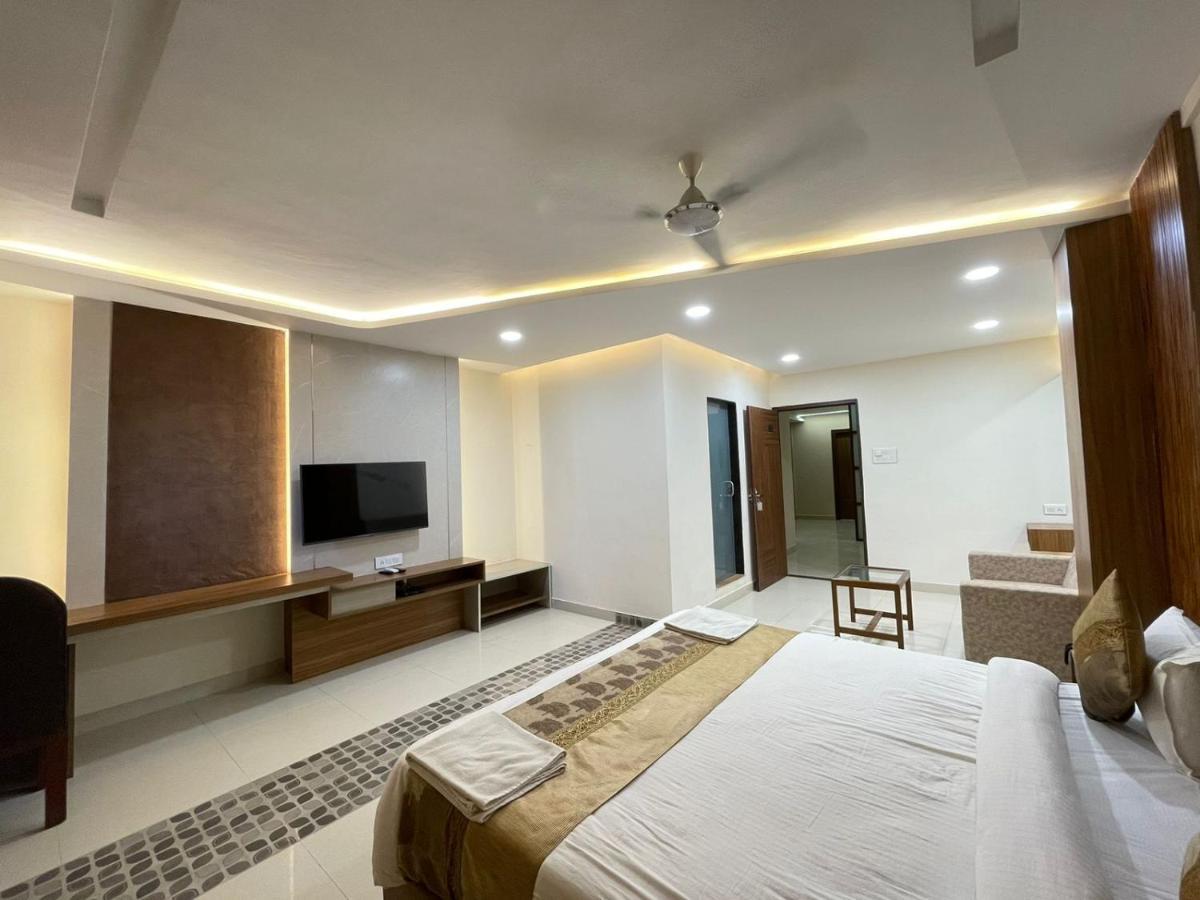 Hotel Santoor Varanasi Exterior foto