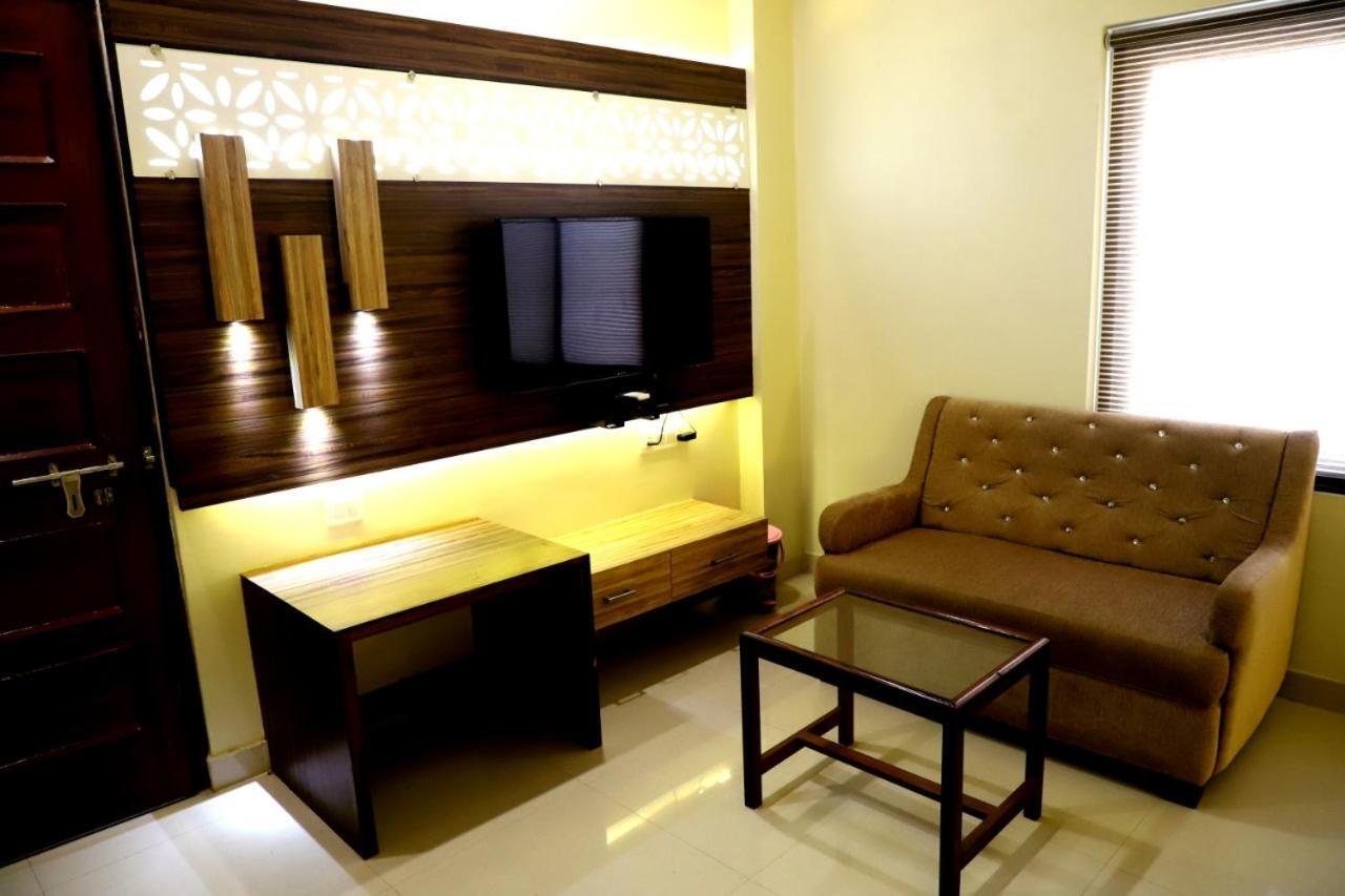 Hotel Santoor Varanasi Exterior foto